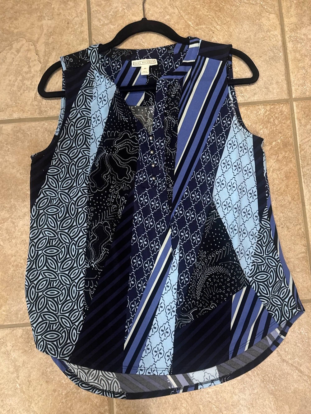 Dana Buchman Navy and Light Blue Mixed-Print Sleeveless Top